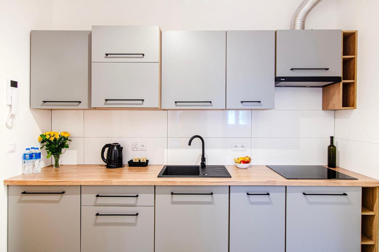 Smart Rental Management Apartments - City Center Wroclaw Bagian luar foto