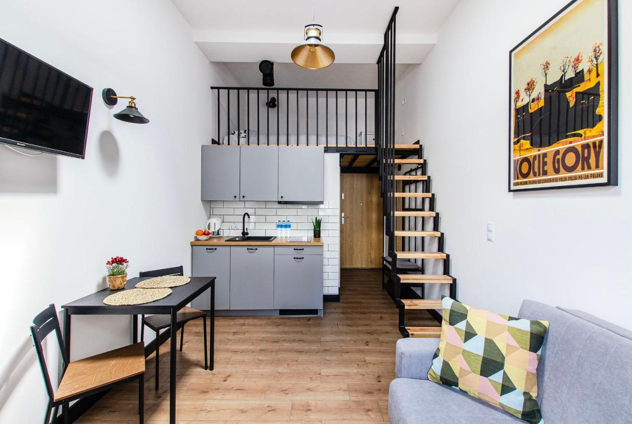 Smart Rental Management Apartments - City Center Wroclaw Bagian luar foto