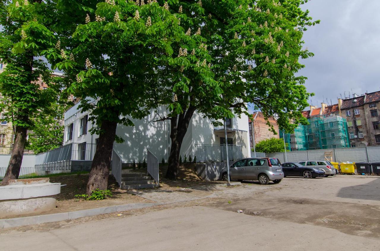 Smart Rental Management Apartments - City Center Wroclaw Bagian luar foto